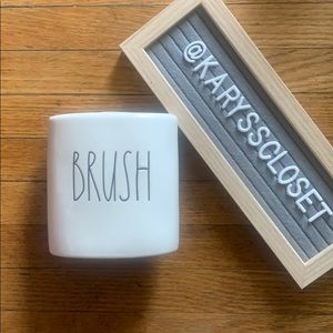 Rae Dunn BRUSH container